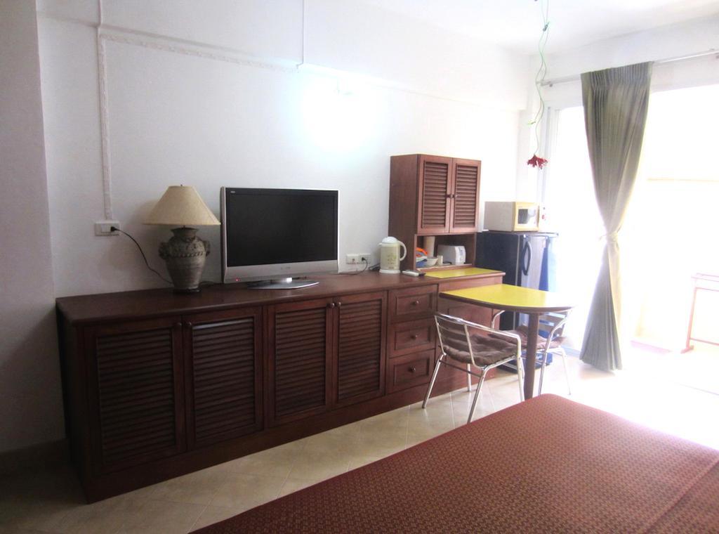 Dao Studio Apartments Patong Kültér fotó